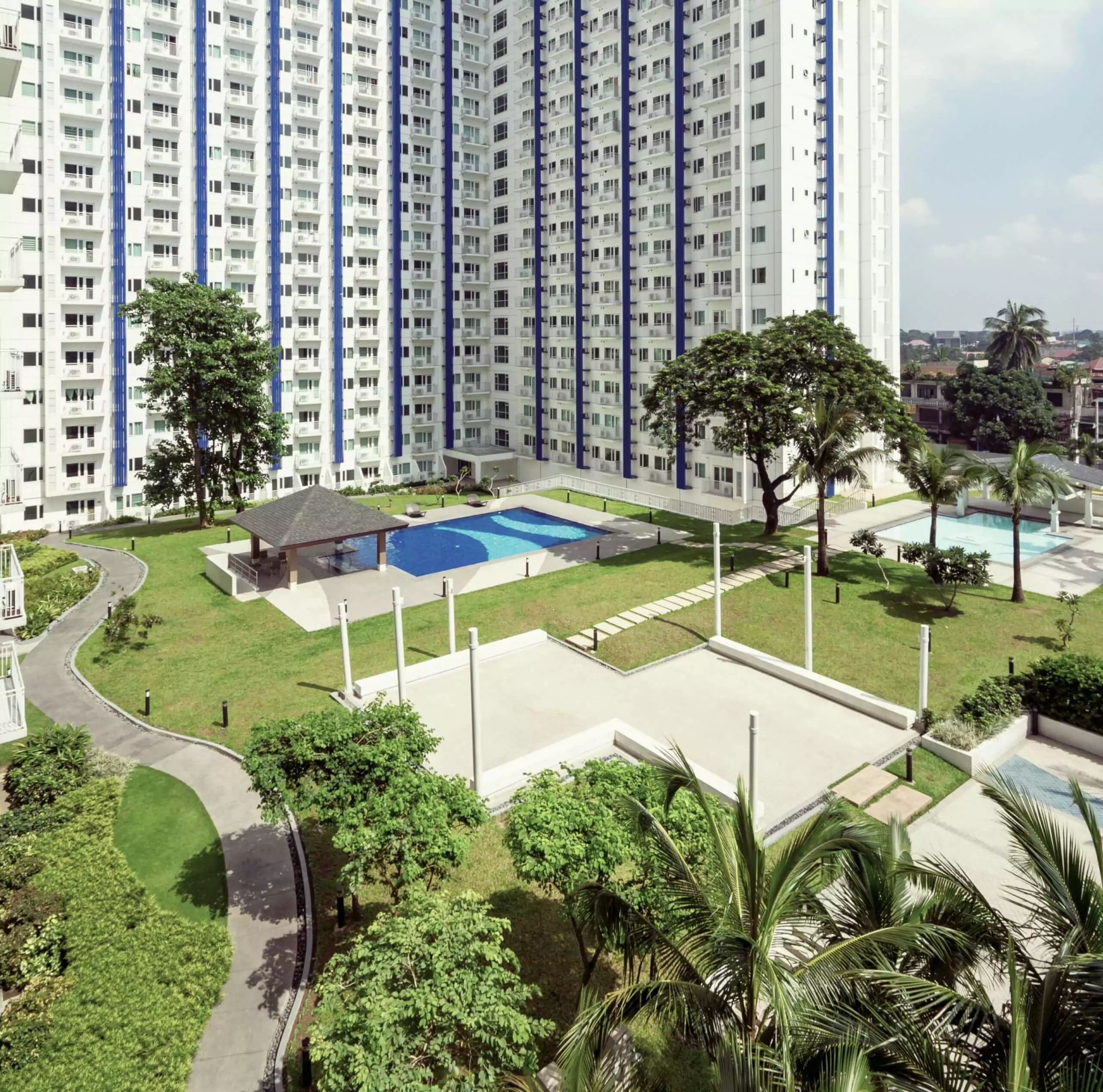 Grass Residences logo